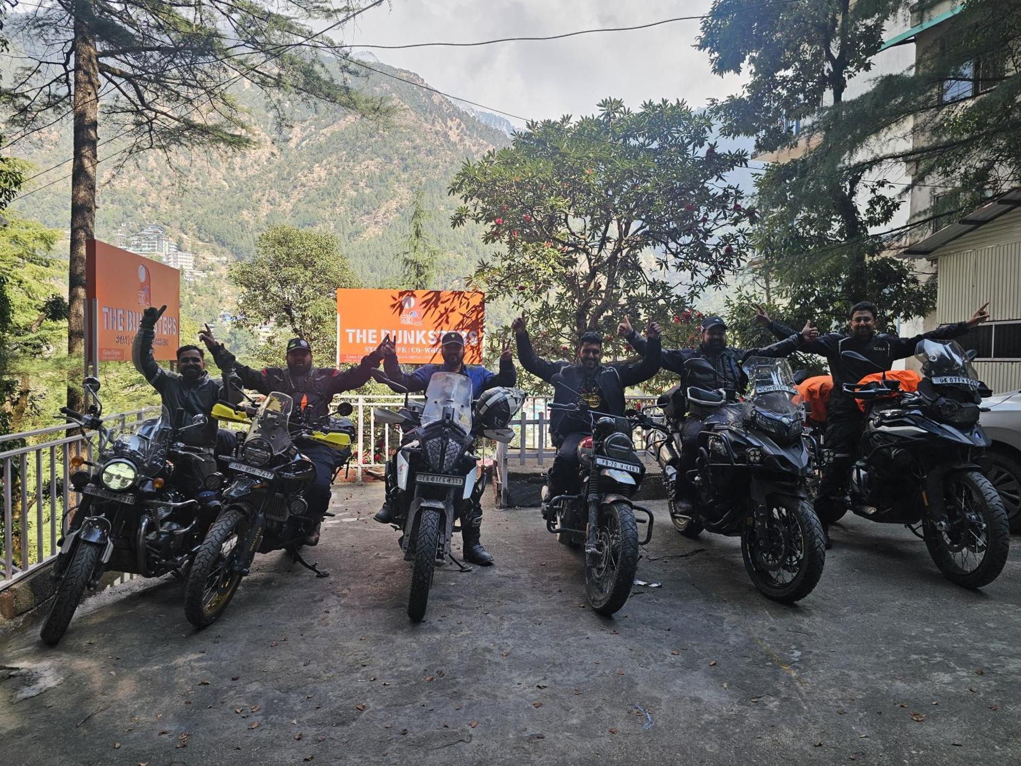 マクロード・ガンジ The Bunksters Mcleodganj, Dharmkotホステル エクステリア 写真